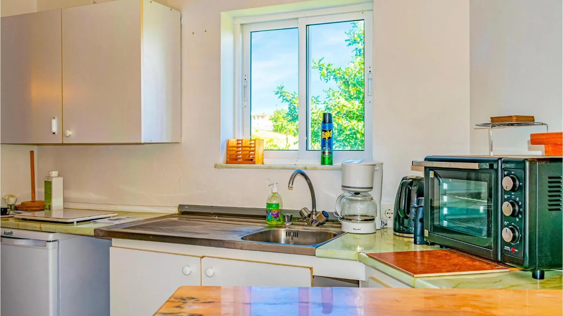 Holiday home Beautiful Home In Urbanizacion La Capell Torremuelle