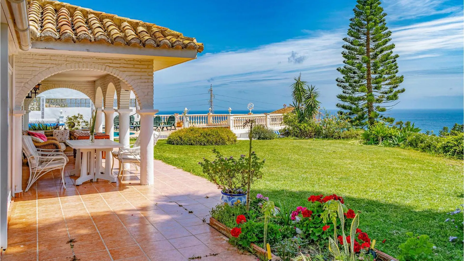 Beautiful Home In Urbanizacion La Capell Torremuelle Spain